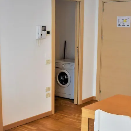 Ξενοδοχείο με διαμερίσματα Schiohotel *