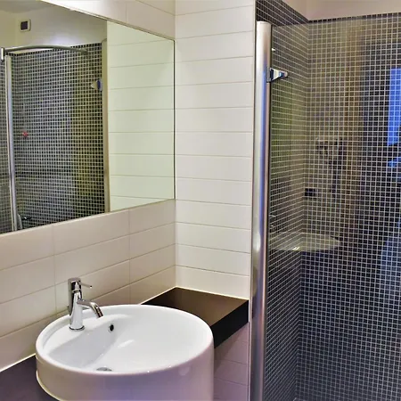 Ξενοδοχείο με διαμερίσματα Schiohotel Schio